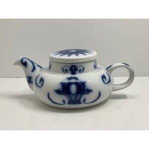 B&G Denmark Copenhagen Porcelin Blue and White Teapot 653